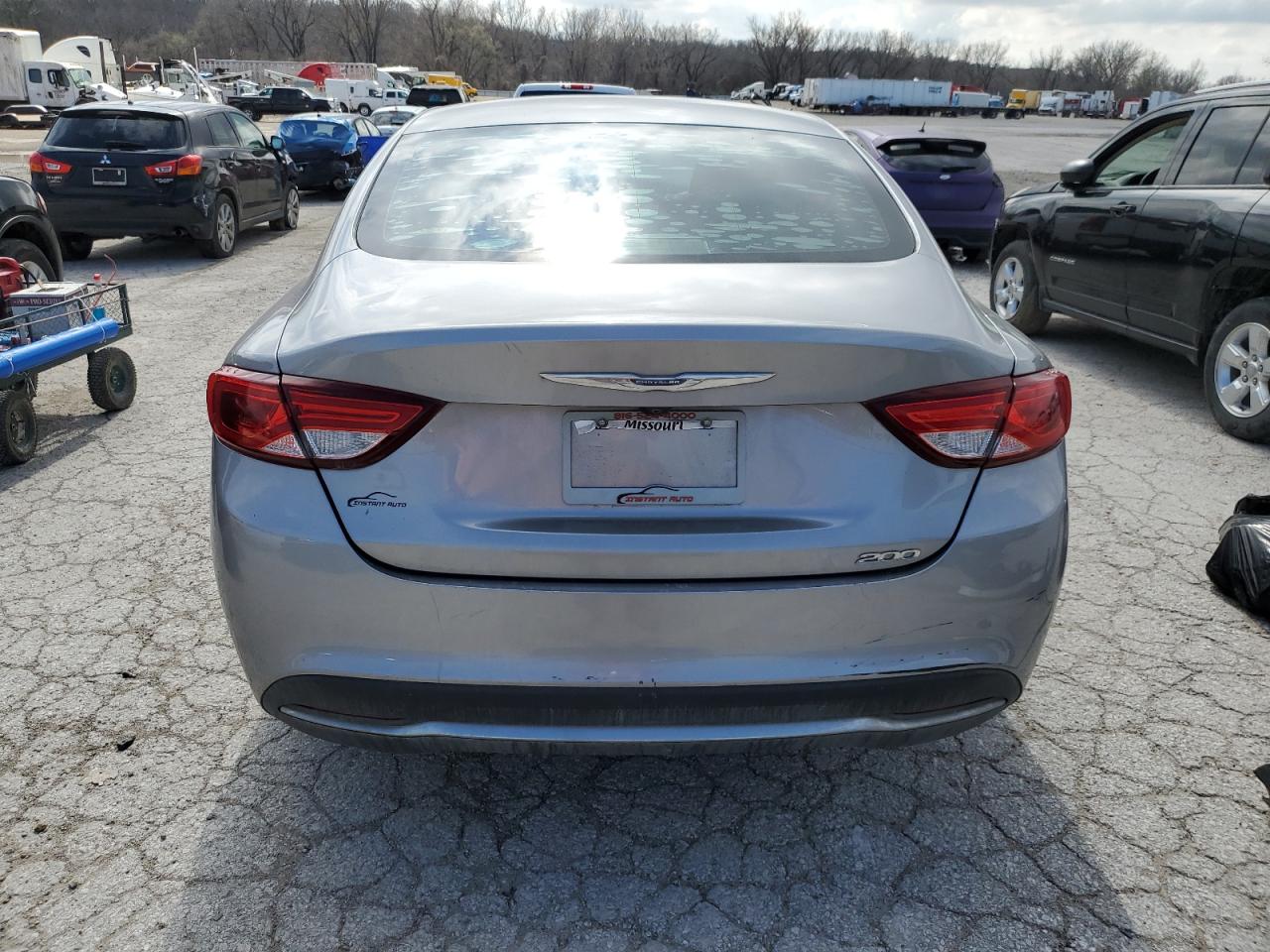 1C3CCCAB7GN125682 2016 Chrysler 200 Limited