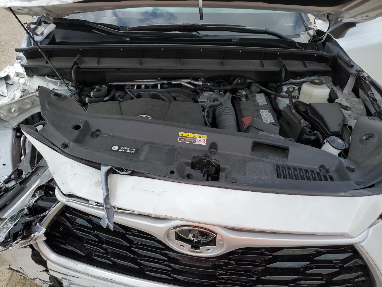 5TDCZRAH8NS546626 2022 Toyota Highlander L