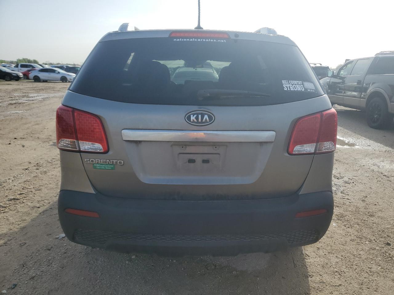 5XYKT4A27BG160302 2011 Kia Sorento Base