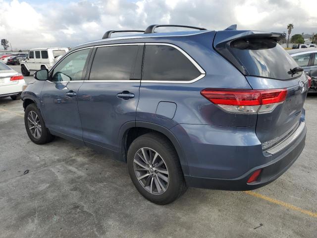 VIN 5TDKZRFH9KS345432 2019 Toyota Highlander, SE no.2