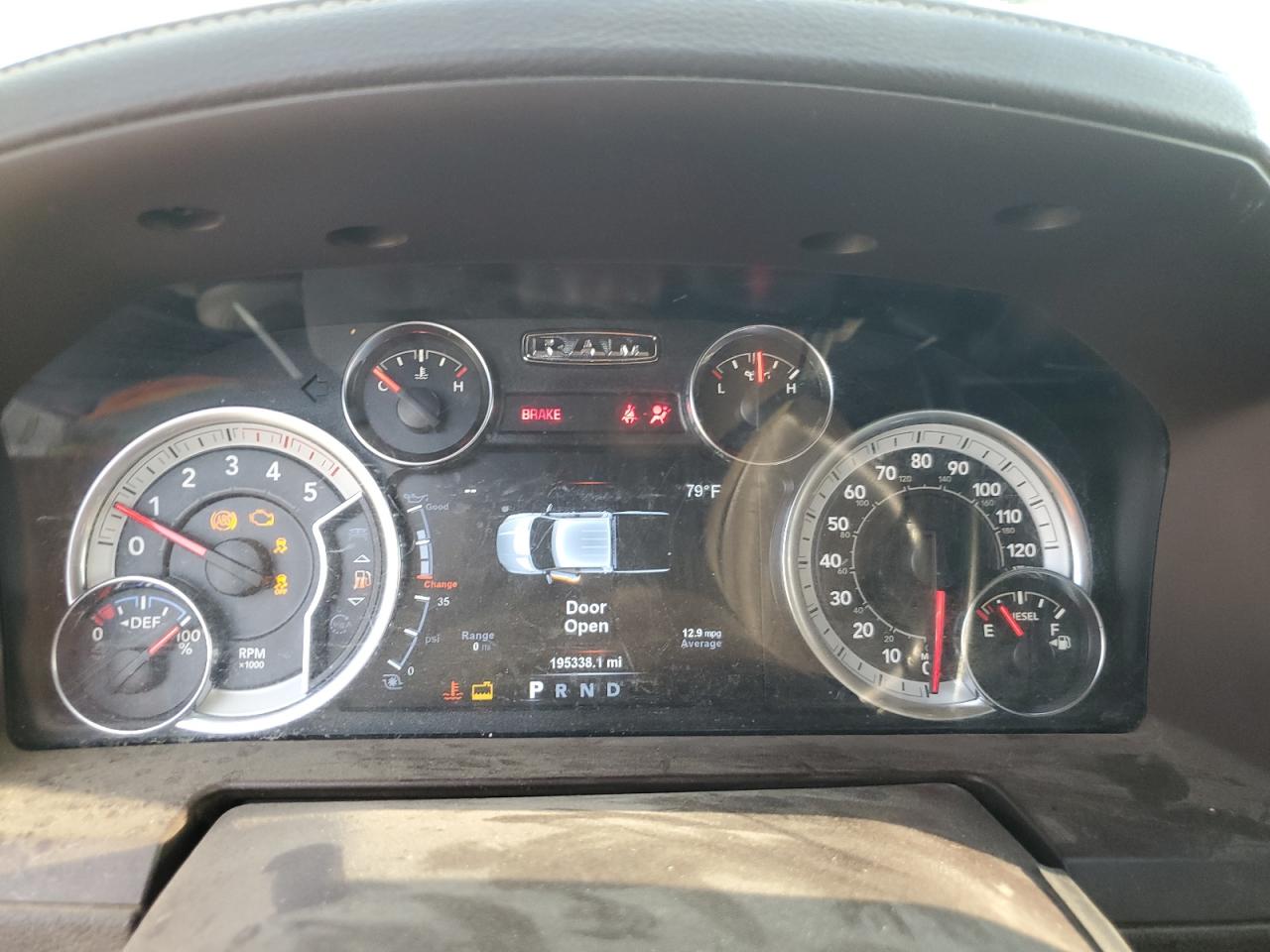 3C6UR5FL0JG380371 2018 Ram 2500 Laramie