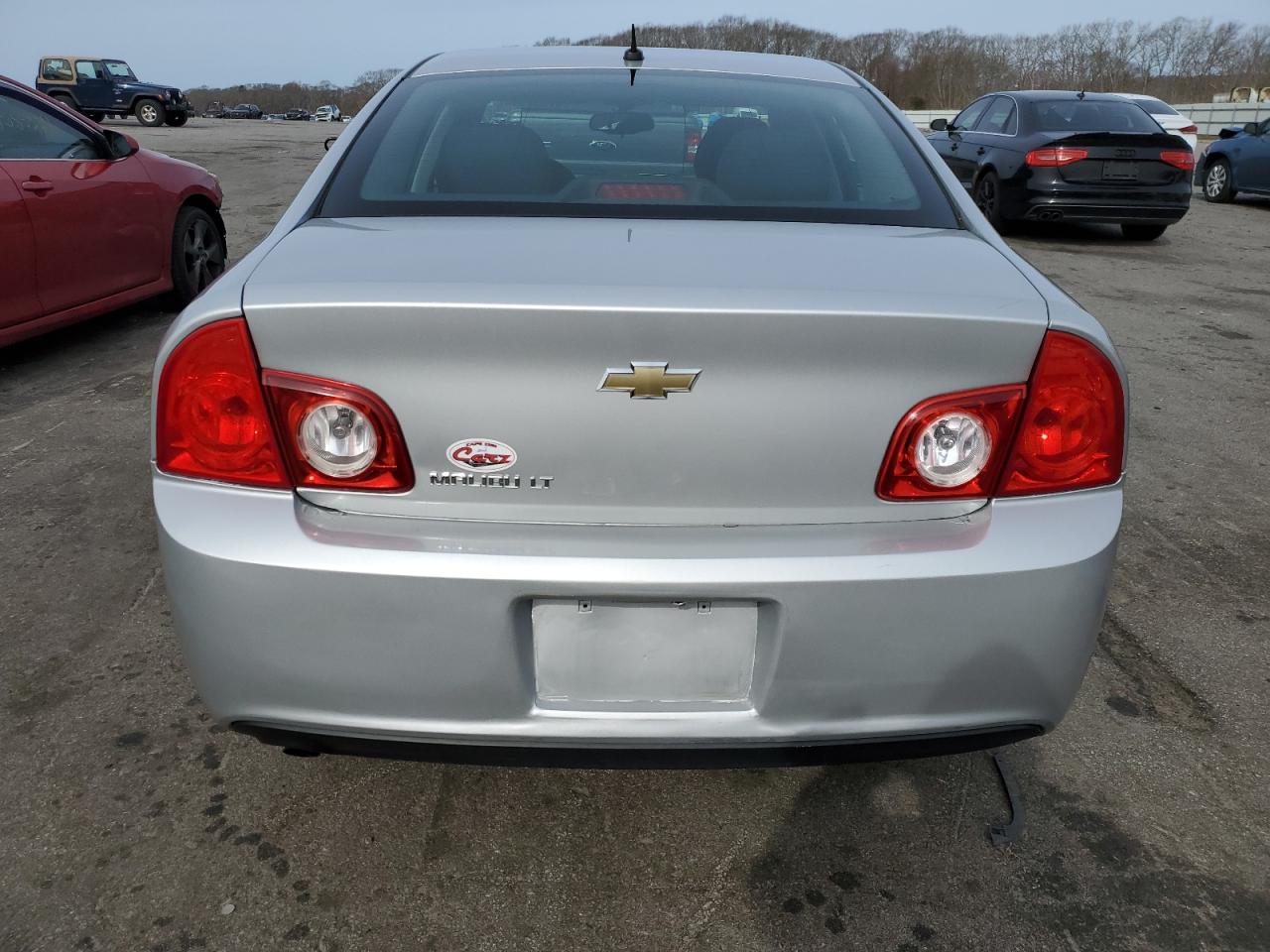 1G1ZC5E11BF337962 2011 Chevrolet Malibu 1Lt