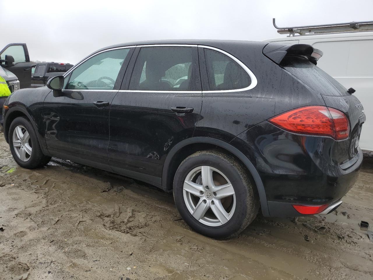 WP1AA2A25CLA05578 2012 Porsche Cayenne