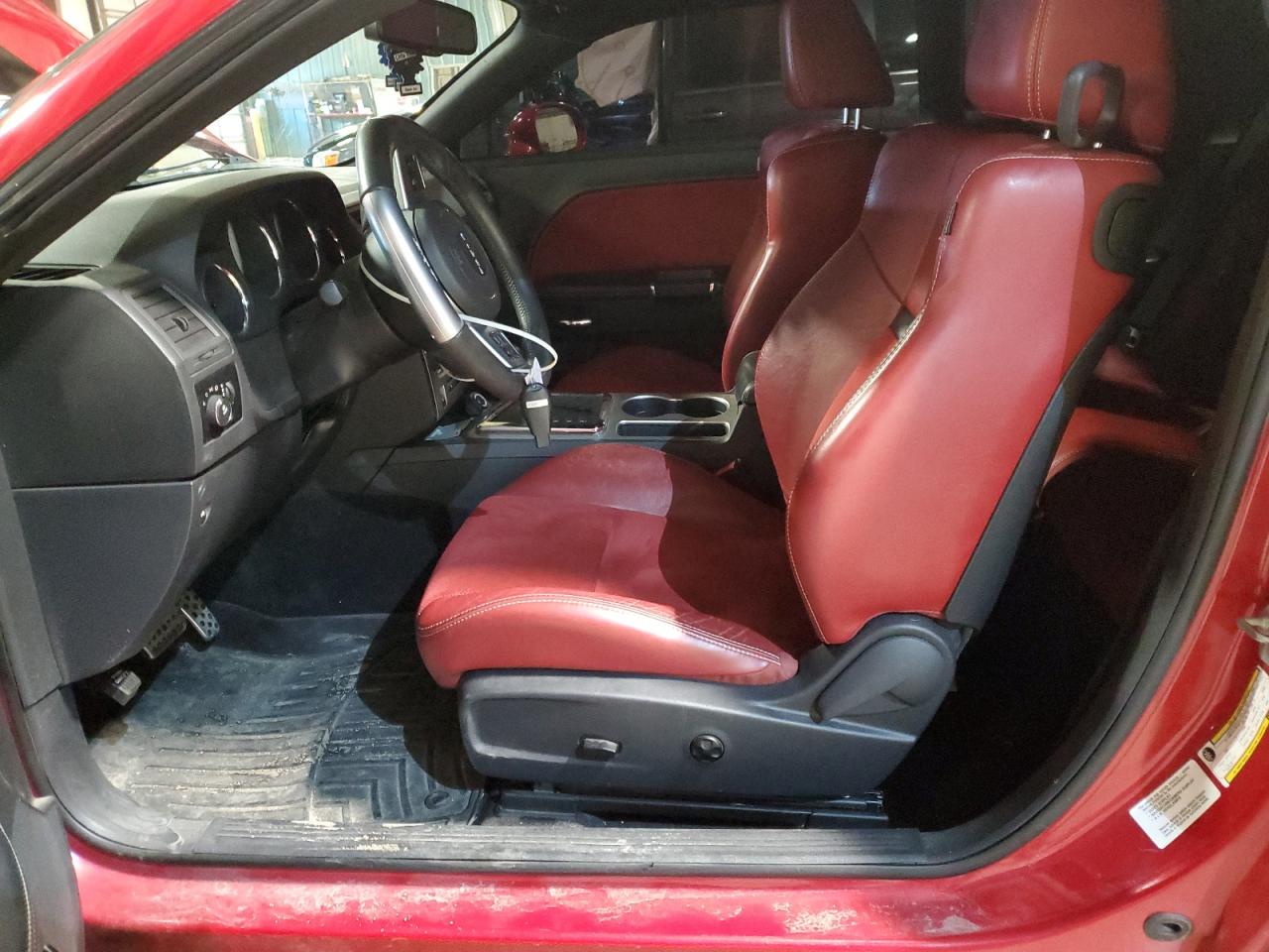 2C3CDYCJ3DH667252 2013 Dodge Challenger Srt-8