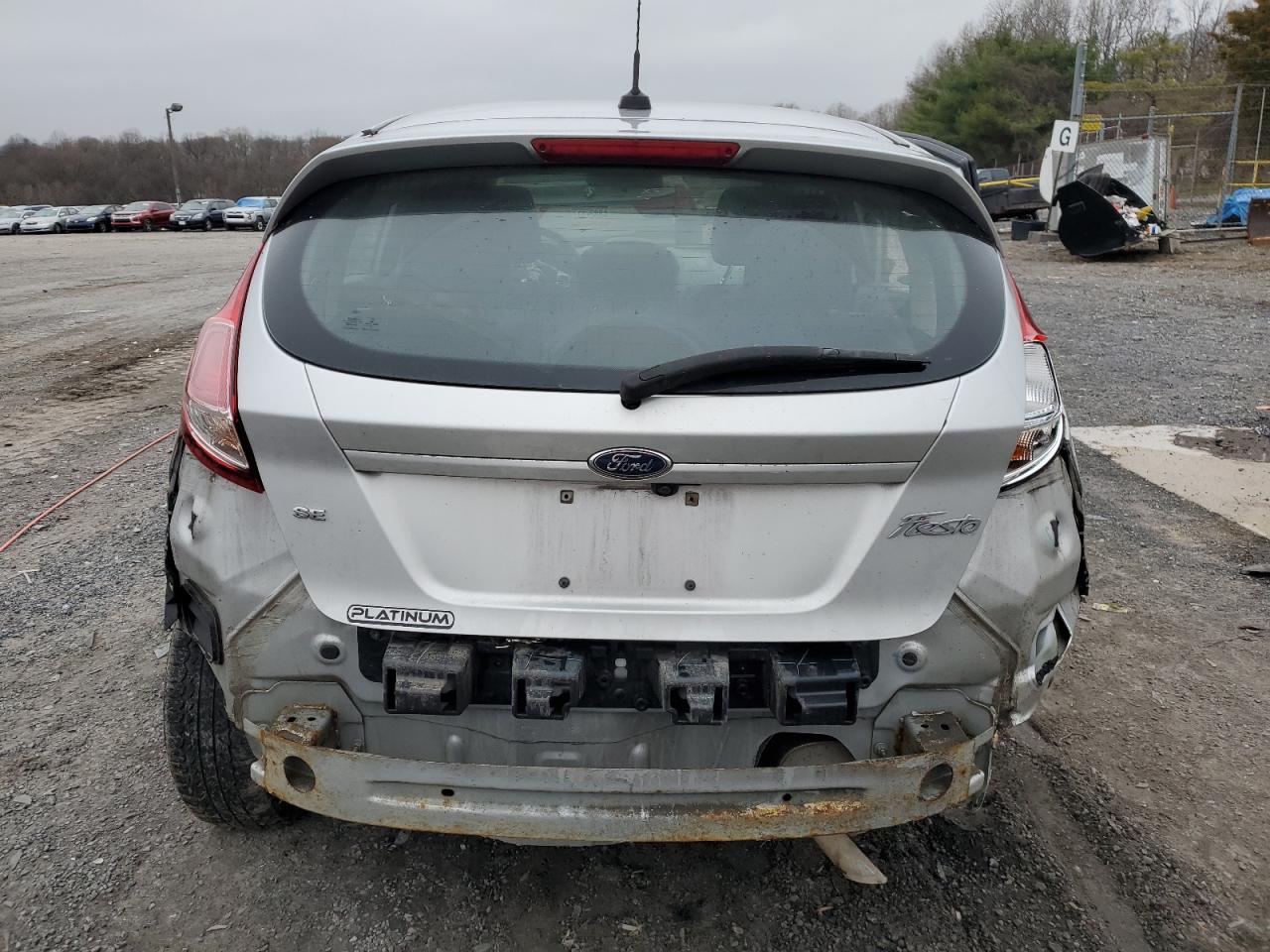 3FADP4EJ4JM118966 2018 Ford Fiesta Se