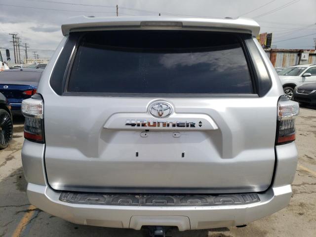 JTEZU5JRXL5214812 2020 Toyota 4Runner Sr5