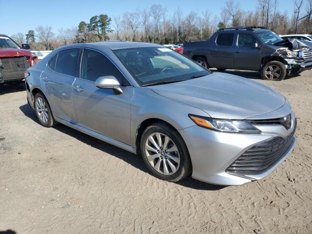 VIN 4T1B11HKXKU766066 2019 Toyota Camry, L no.4