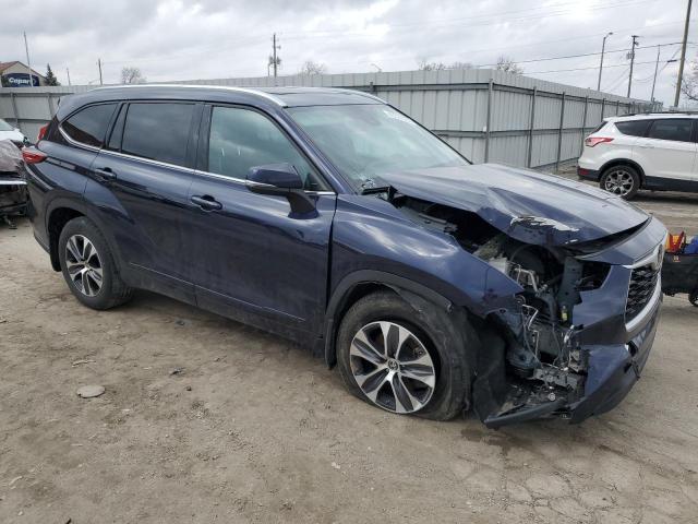 VIN 5TDGZRBH6MS140438 2021 Toyota Highlander, Xle no.4