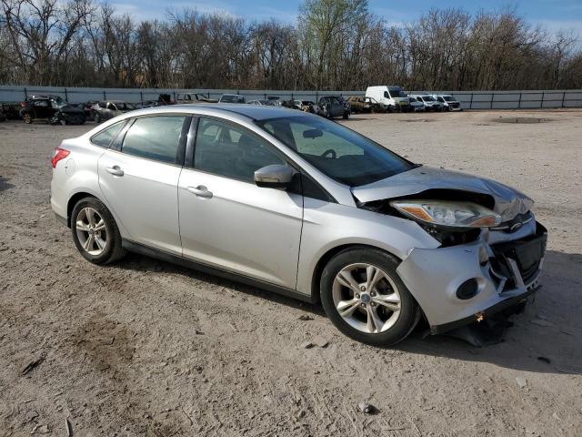 VIN 1FADP3F29DL199244 2013 Ford Focus, SE no.4