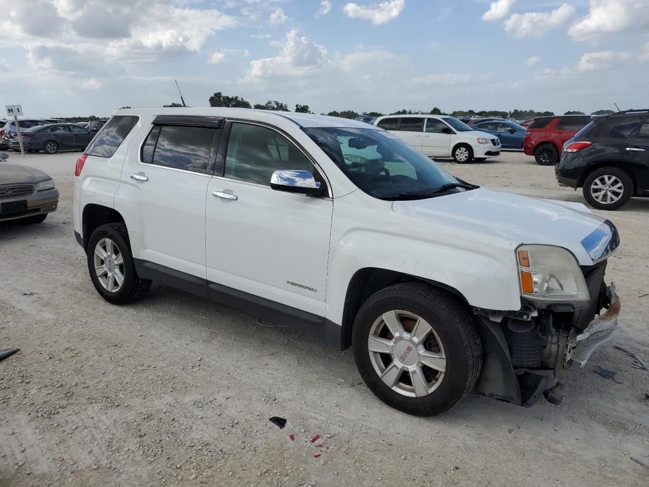 2GKFLREKXD6218433 2013 GMC Terrain Sle