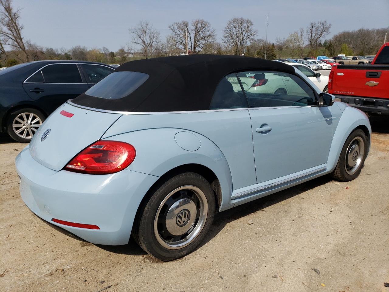 Lot #2463903612 2014 VOLKSWAGEN BEETLE