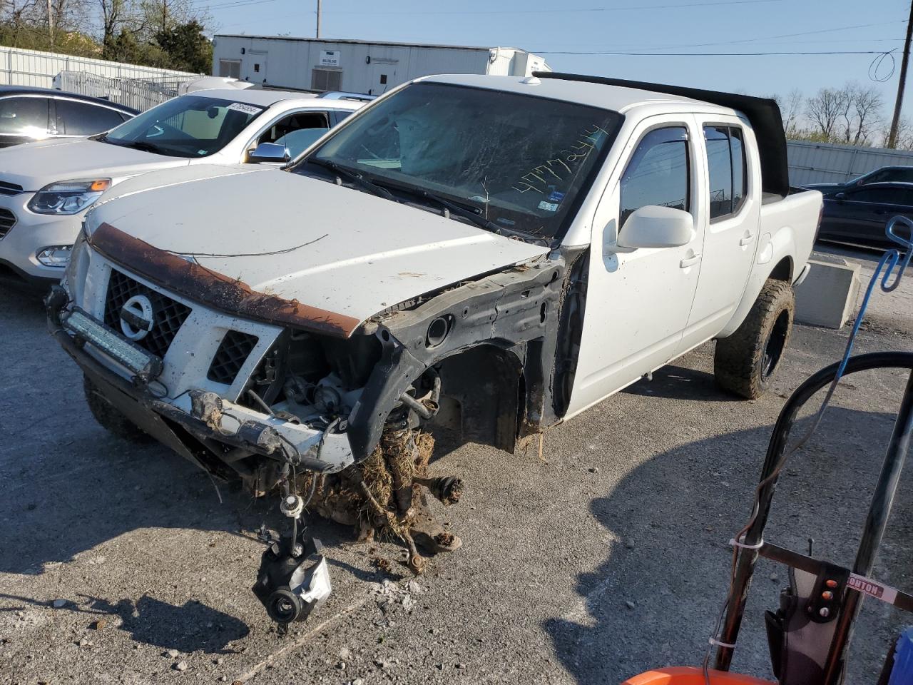NISSAN FRONTIER S