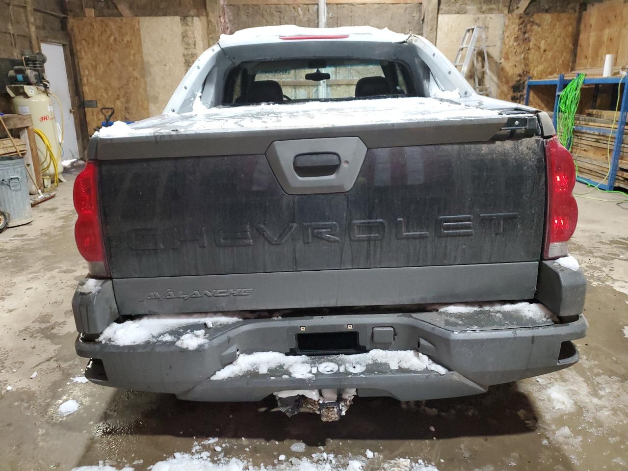3GNEK13T22G196699 2002 Chevrolet Avalanche K1500