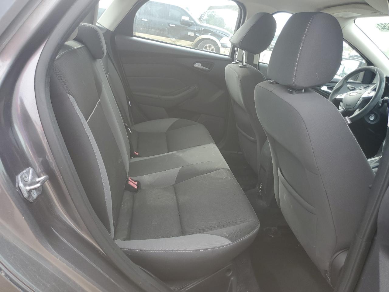 1FADP3F23EL285408 2014 Ford Focus Se