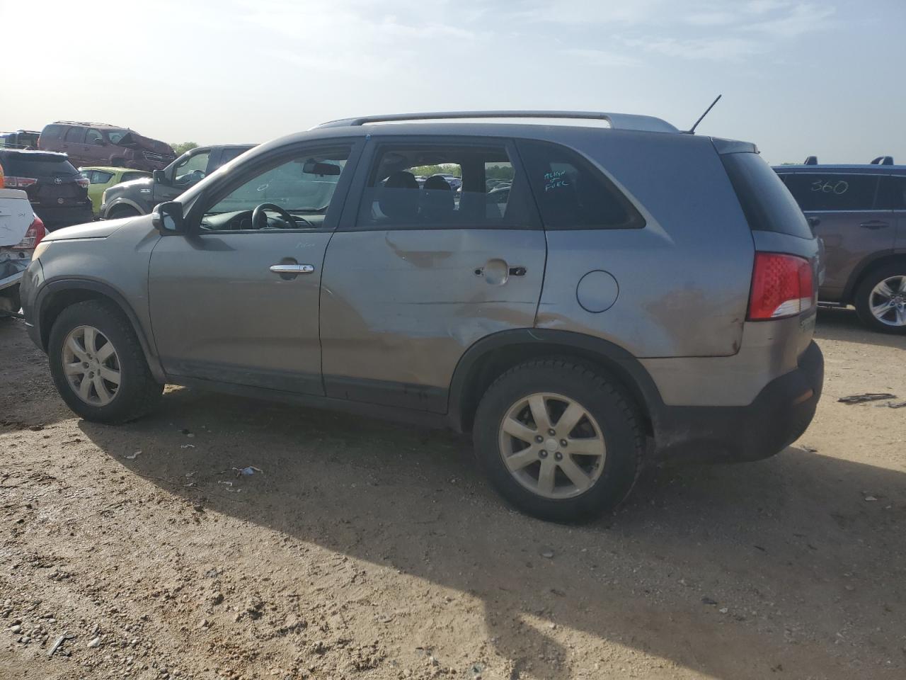 5XYKT4A27BG160302 2011 Kia Sorento Base