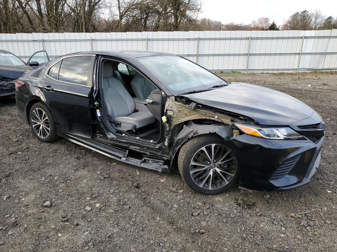 Lot #2492143570 2019 TOYOTA CAMRY L