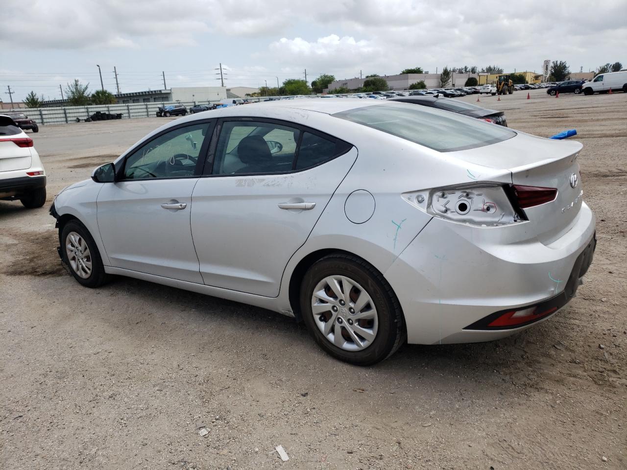 KMHD74LF8KU812920 2019 Hyundai Elantra Se