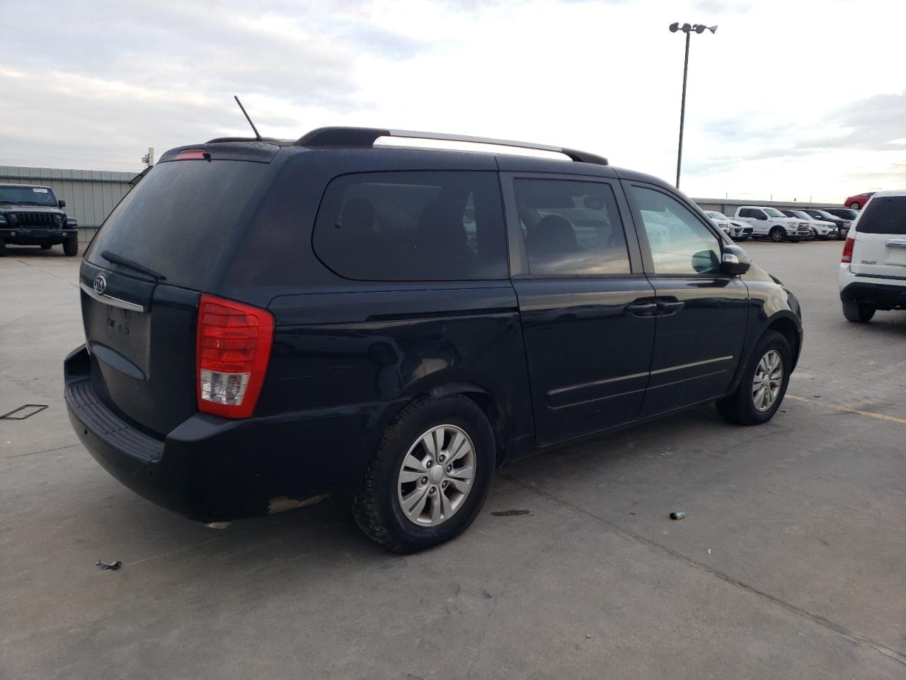 KNDMG4C71C6486624 2012 Kia Sedona Lx