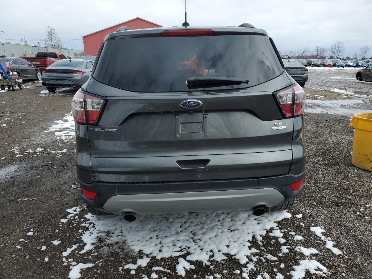 1FMCU0GD0HUD70438 2017 Ford Escape Se