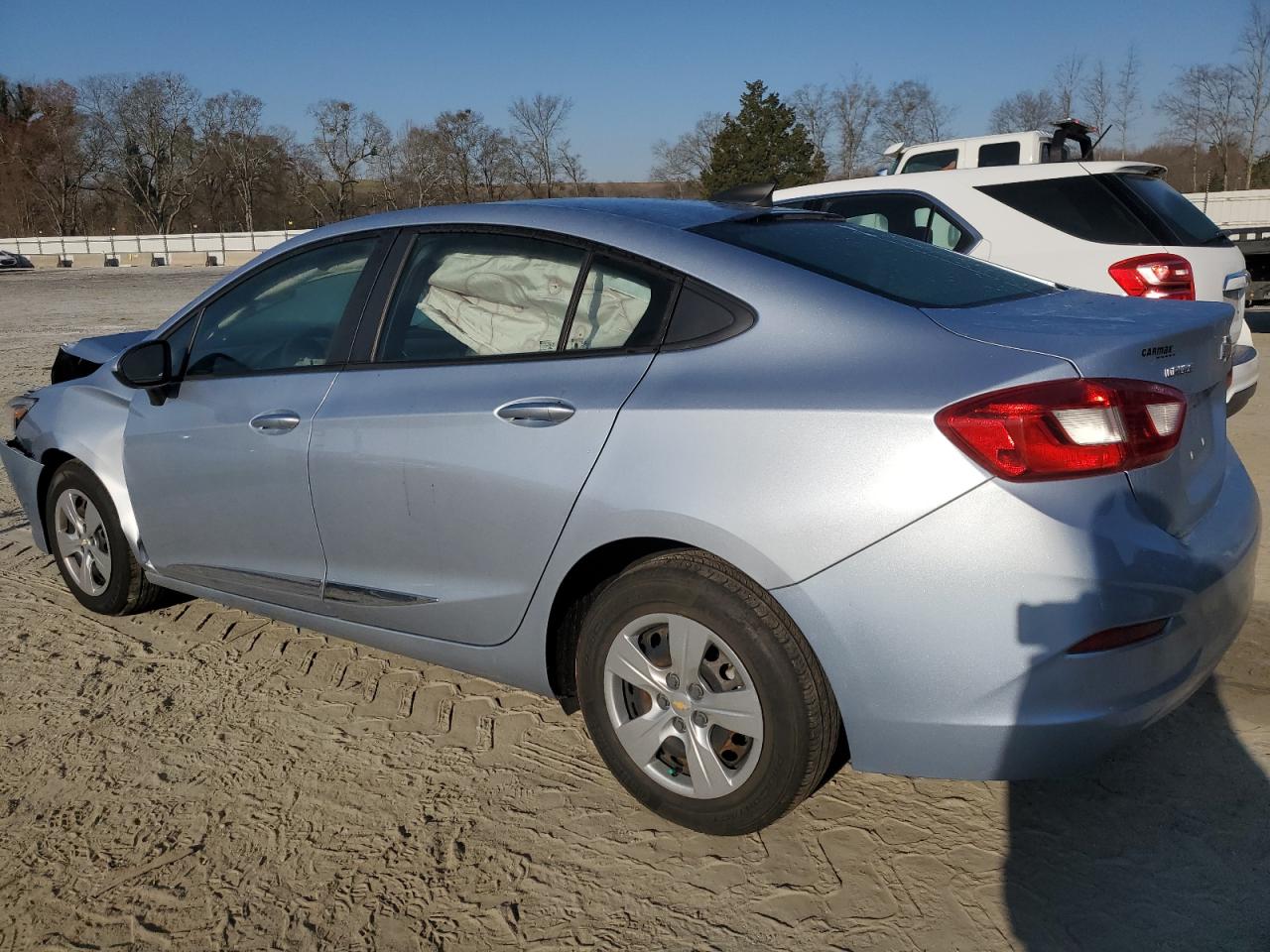 2018 Chevrolet Cruze Ls vin: 1G1BC5SM2J7150139