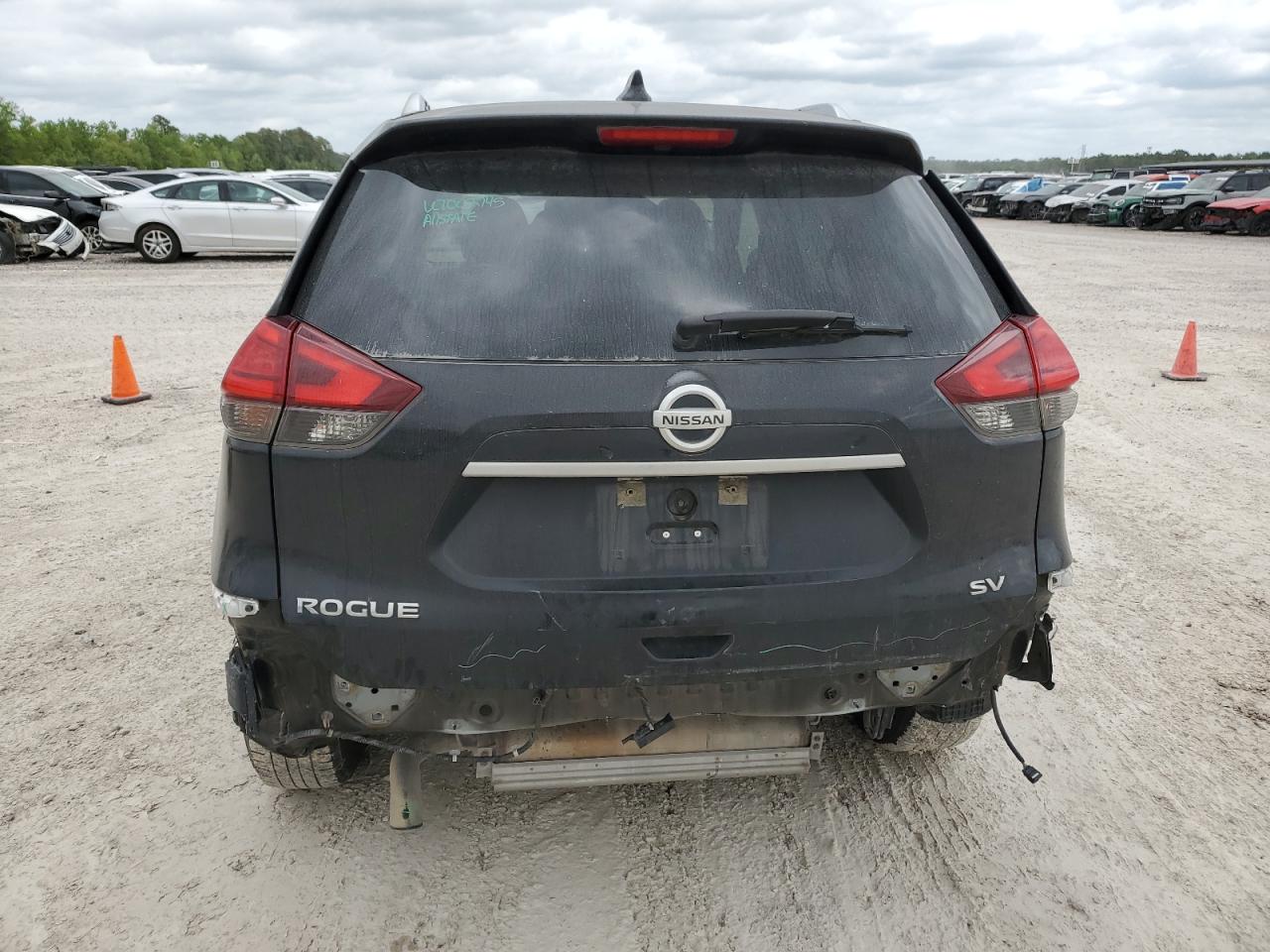 KNMAT2MTXHP526960 2017 Nissan Rogue S