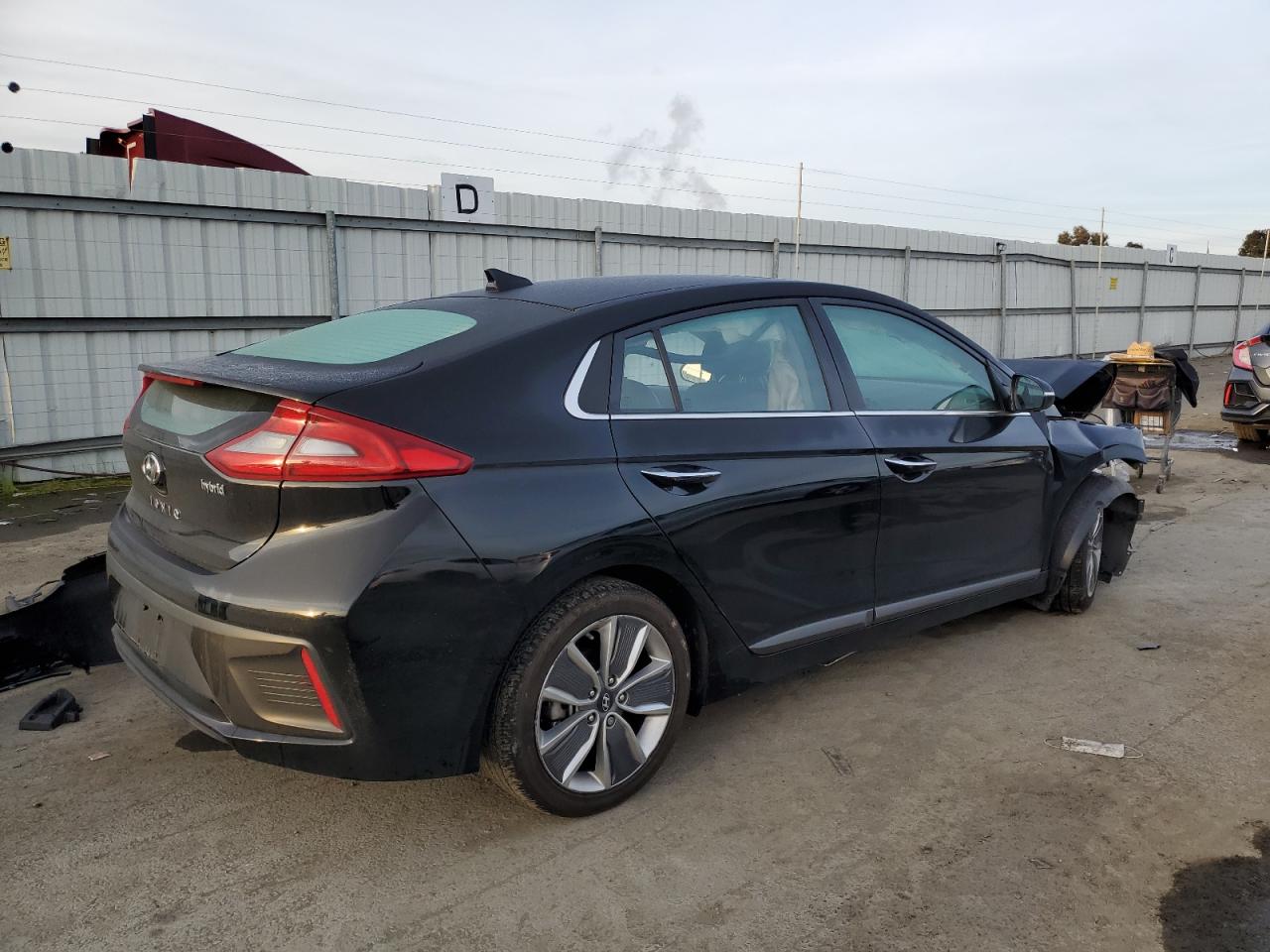 VIN: KMHC85LC5JU101517 2018 HYUNDAI IONIQ