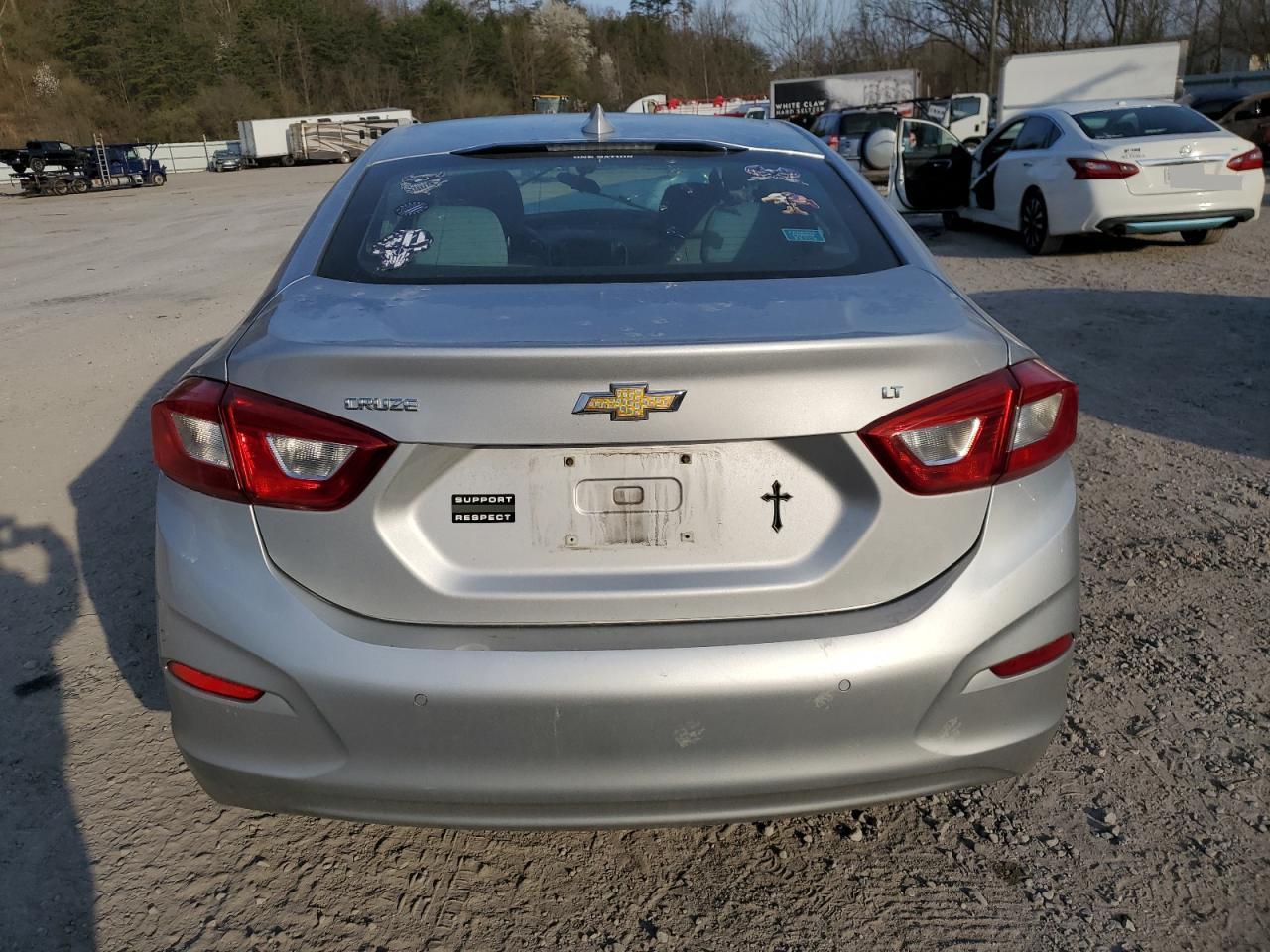 2019 Chevrolet Cruze Lt vin: 1G1BE5SM7K7120341