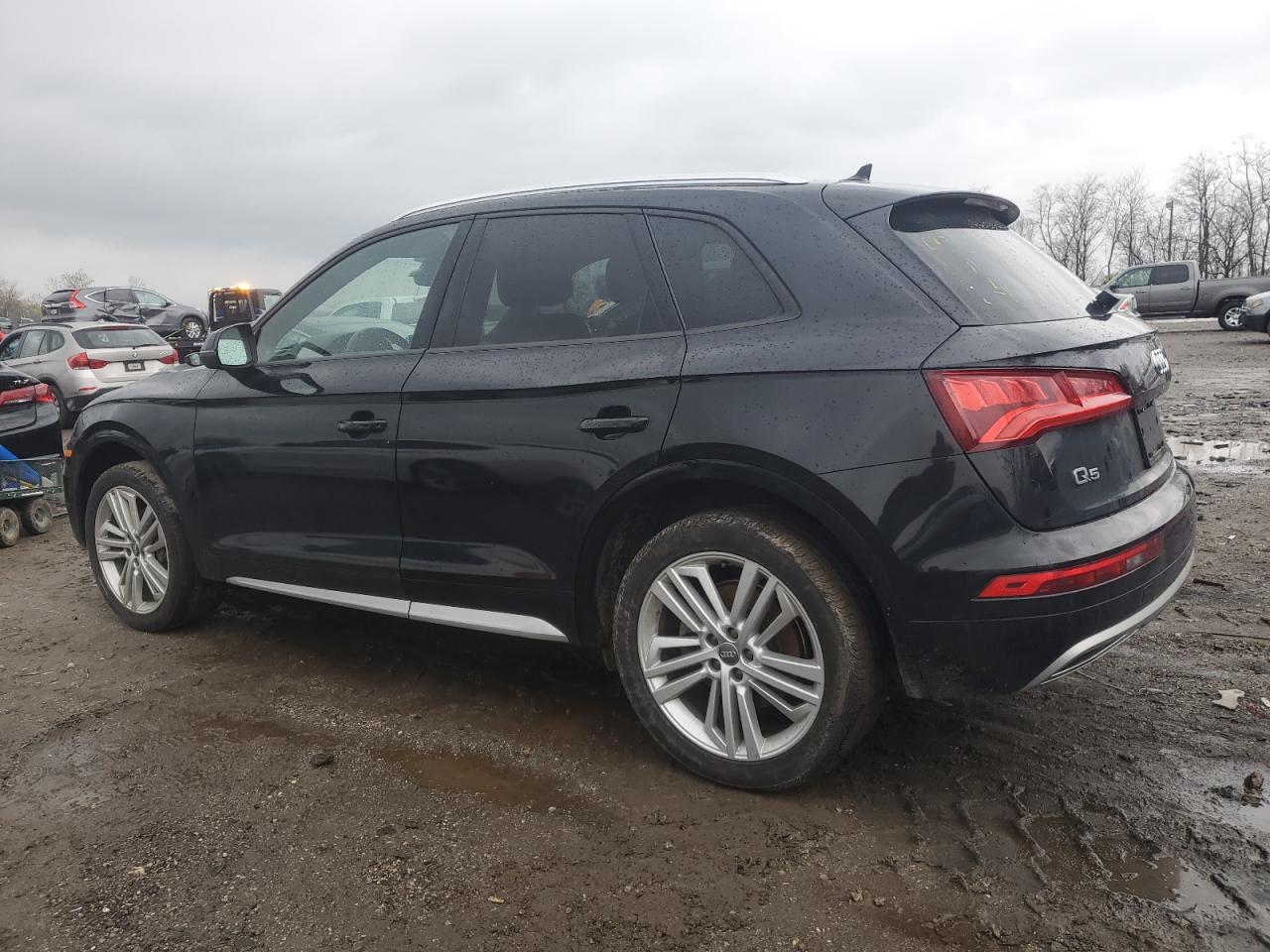 WA1ANAFY7J2242678 2018 Audi Q5 Premium