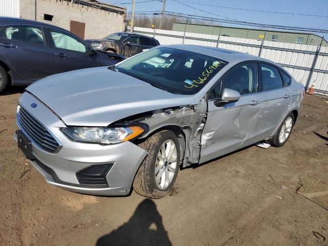 VIN 3FA6P0LU6KR181702 2019 Ford Fusion, SE no.1