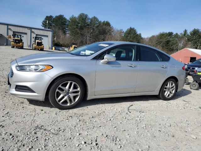 Lot #2485093107 2013 FORD FUSION SE salvage car