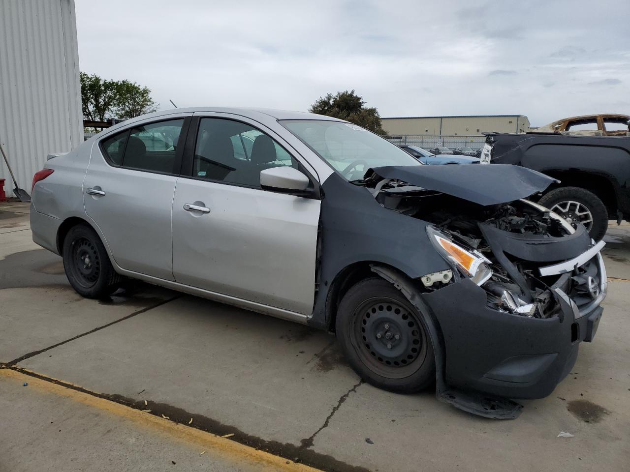 3N1CN7AP0HK427415 2017 Nissan Versa S