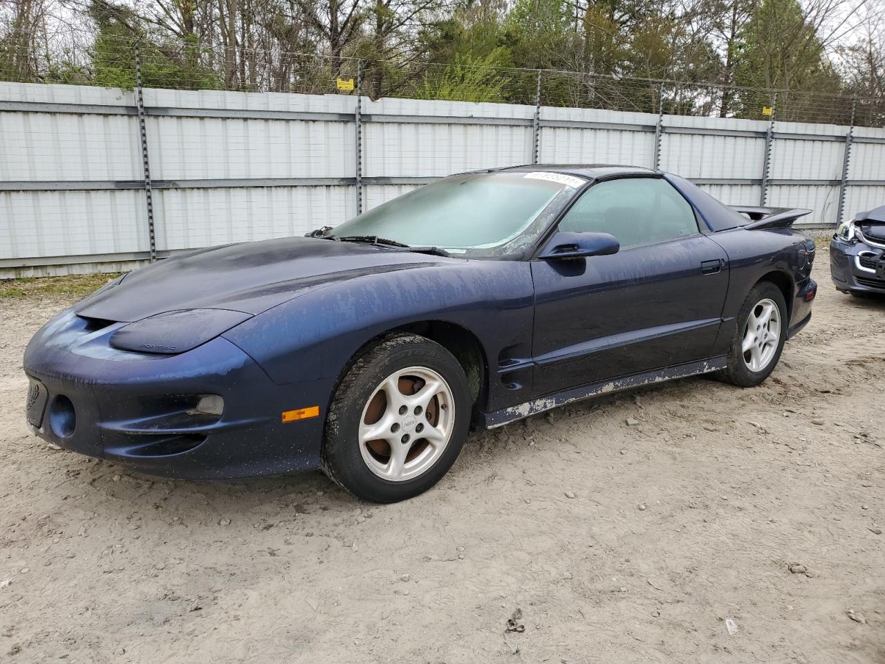 2G2FV22G1W2220373 1998 Pontiac Firebird Formula