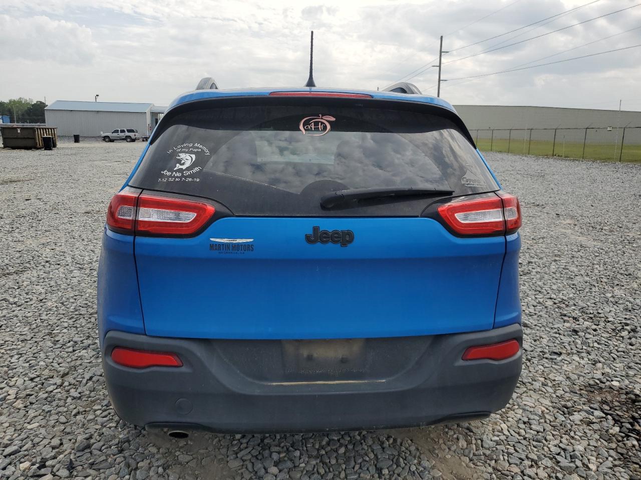 1C4PJLABXHD240805 2017 Jeep Cherokee Sport