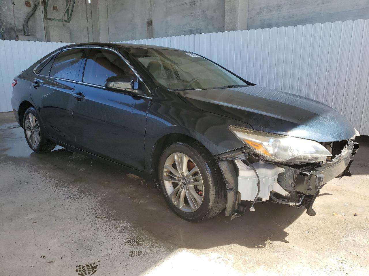 4T1BF1FK4HU715739 2017 Toyota Camry Le