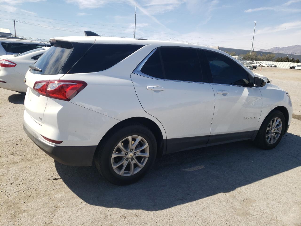 2GNAXKEV5K6140045 2019 Chevrolet Equinox Lt