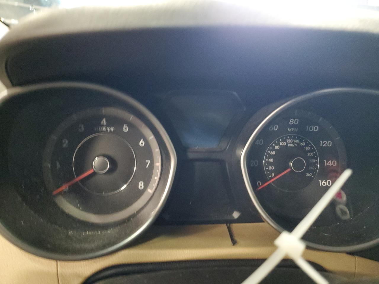 5NPDH4AE8CH080246 2012 Hyundai Elantra Gls