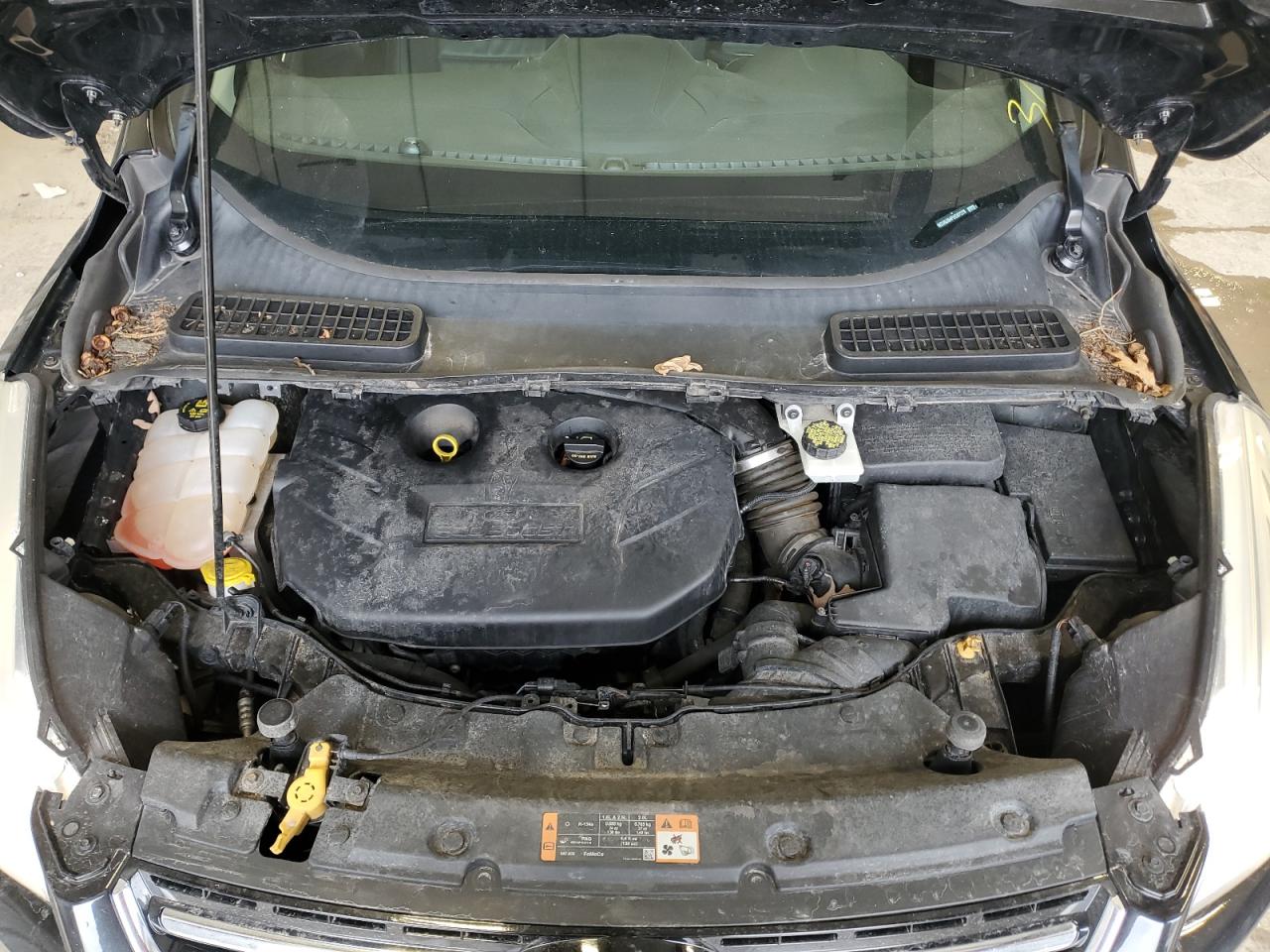 1FMCU9J94FUC07278 2015 Ford Escape Titanium