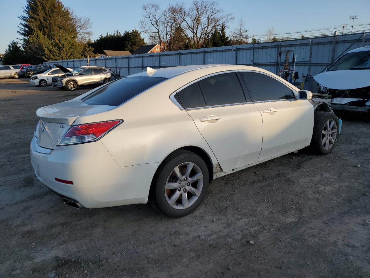 19UUA8F53EA004711 2014 Acura Tl Tech