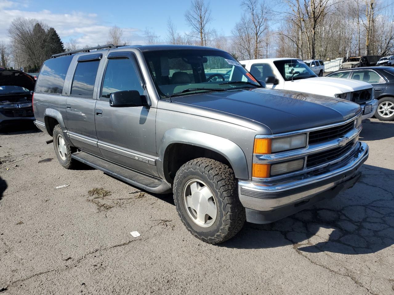 3GNFK16R8XG116723 1999 Chevrolet Suburban K1500