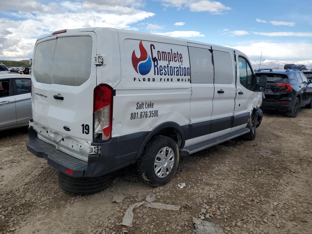 1FTYR1ZM5HKB39352 2017 Ford Transit T-250