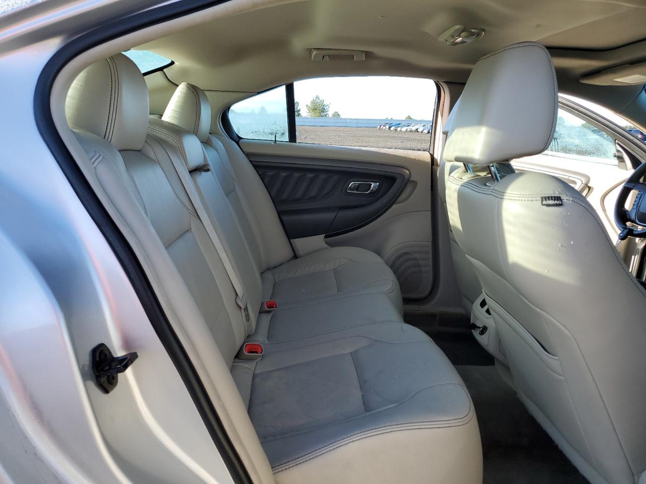 1FAHP2HW1BG172881 2011 Ford Taurus Sel