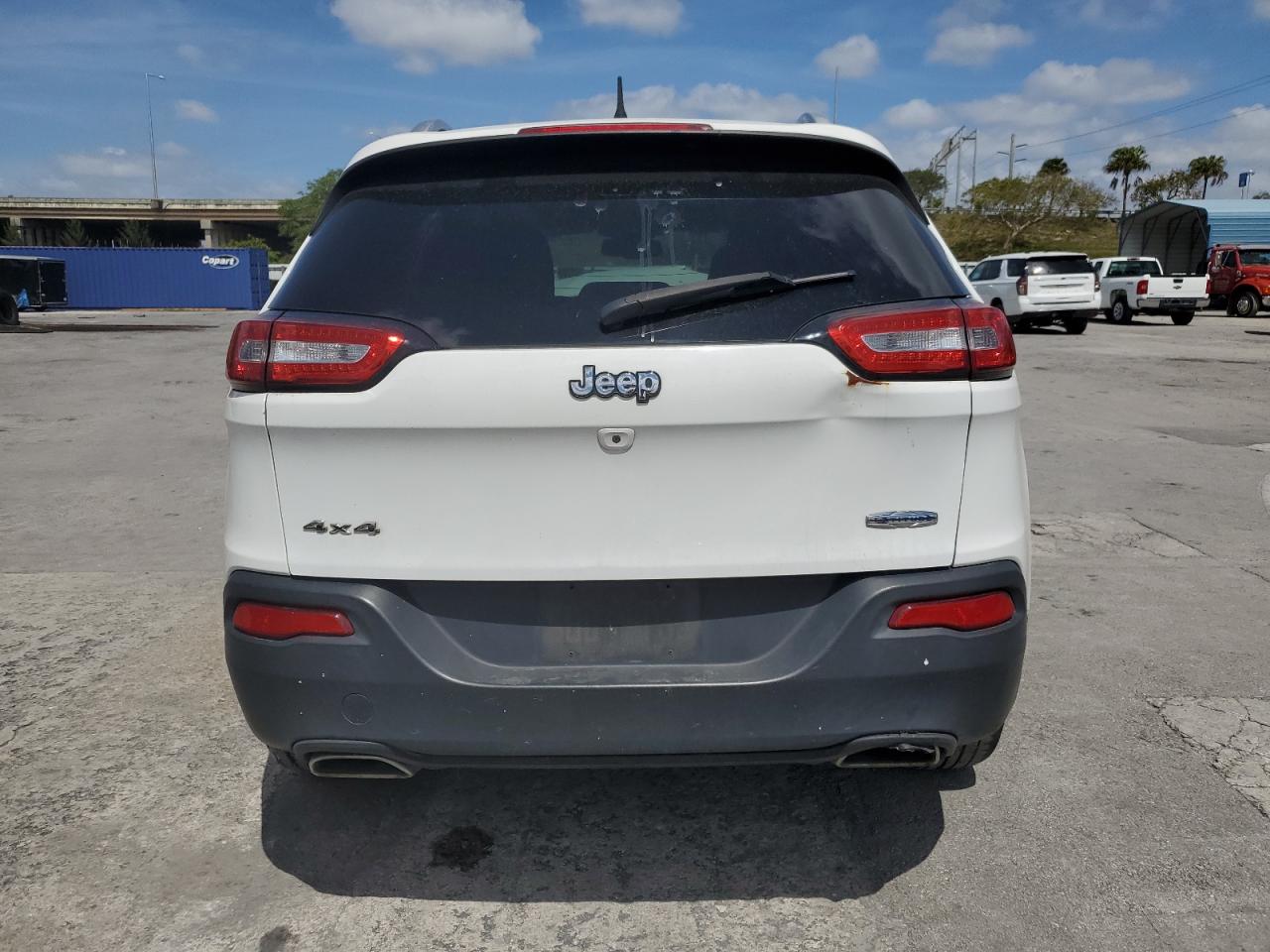 2015 Jeep Cherokee Latitude vin: 1C4PJMCS3FW726456