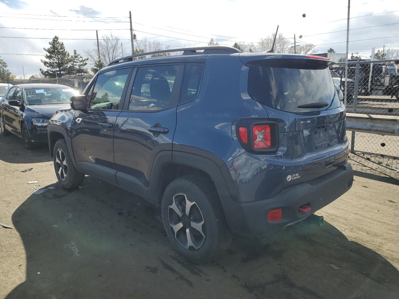 2022 Jeep Renegade Trailhawk vin: ZACNJDC10NPN73803