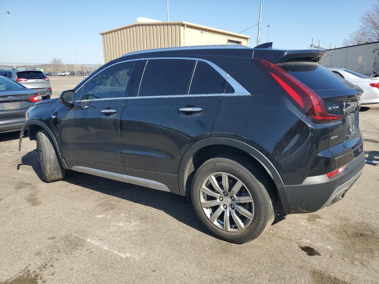 1GYFZDR4XLF062370 2020 Cadillac Xt4 Premium Luxury