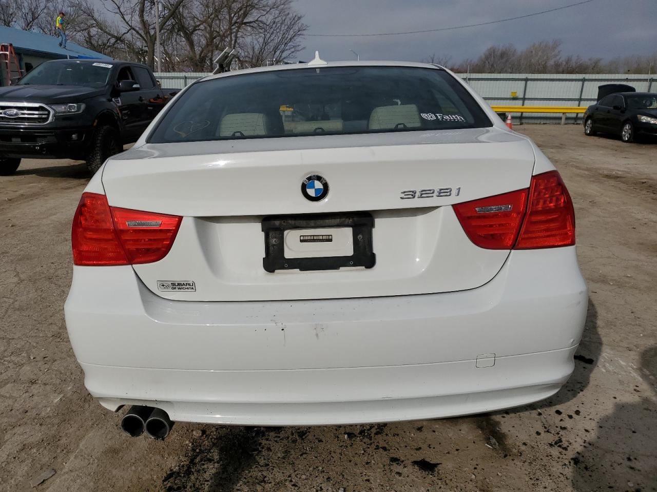 WBAPH5G58BNM79597 2011 BMW 328 I Sulev