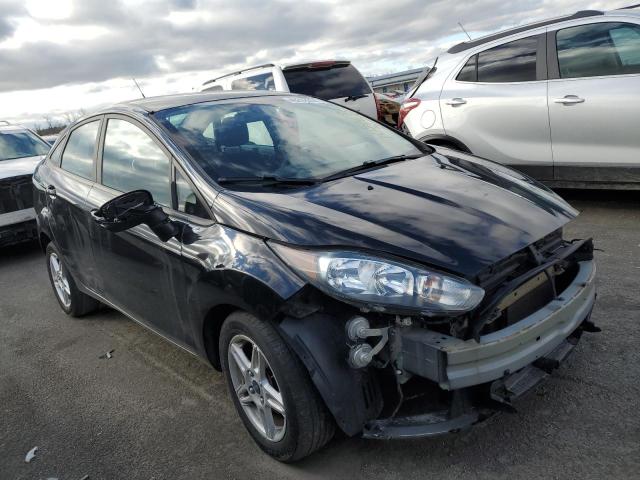 Lot #2445798374 2017 FORD FIESTA SE salvage car