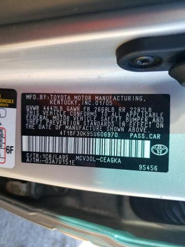 2005 Toyota Camry - Image 12