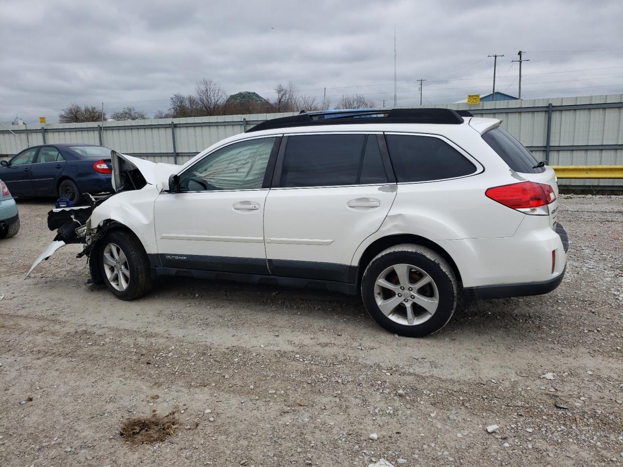 Lot #3008359173 2013 SUBARU OUTBACK 2.