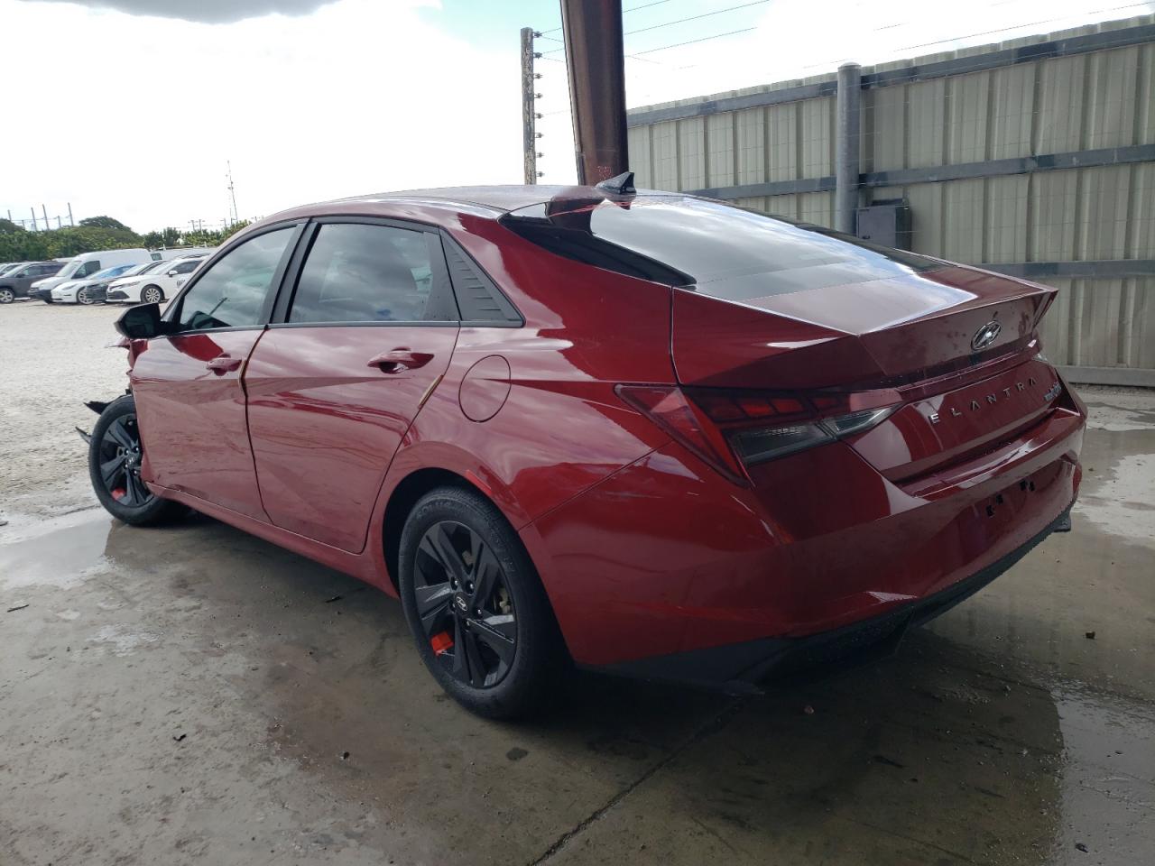 KMHLM4AJXNU028495 2022 Hyundai Elantra Blue