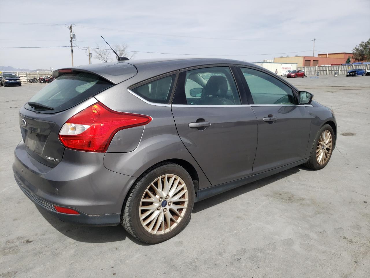 1FADP3N22EL267161 2014 Ford Focus Titanium